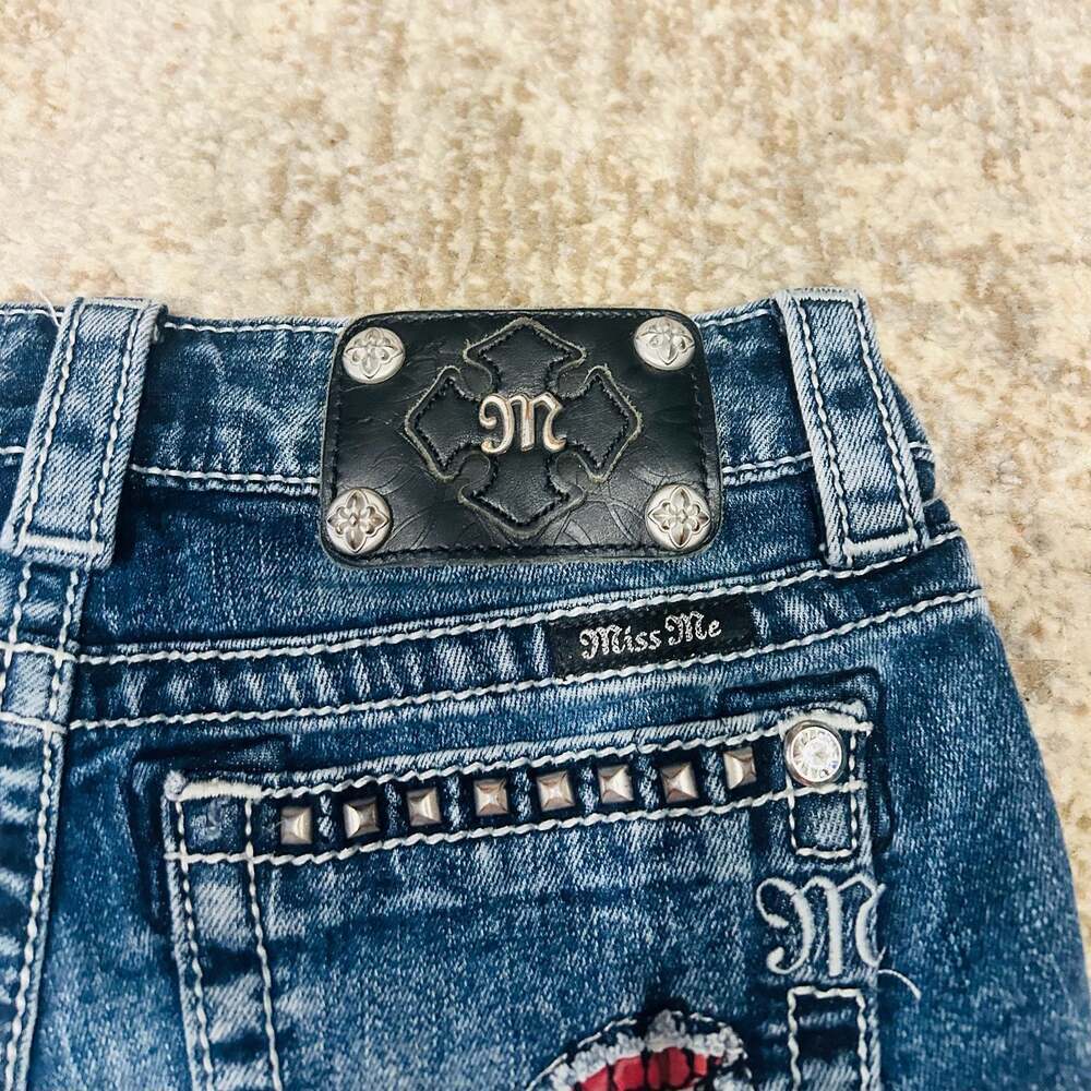 Buckle Miss Me Jeans "Destroyed Stars & - Picture 4 of 11